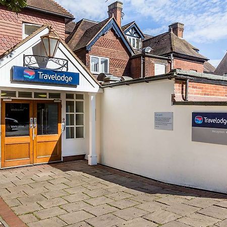 Travelodge Walton On Thames Exteriér fotografie