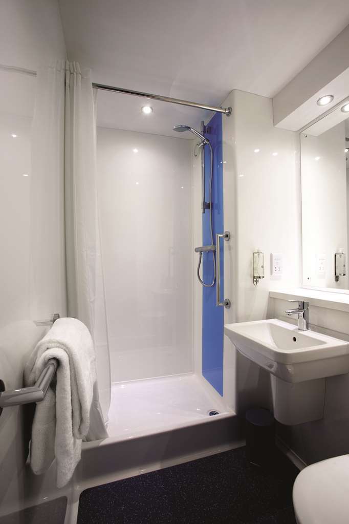 Travelodge Walton On Thames Pokoj fotografie