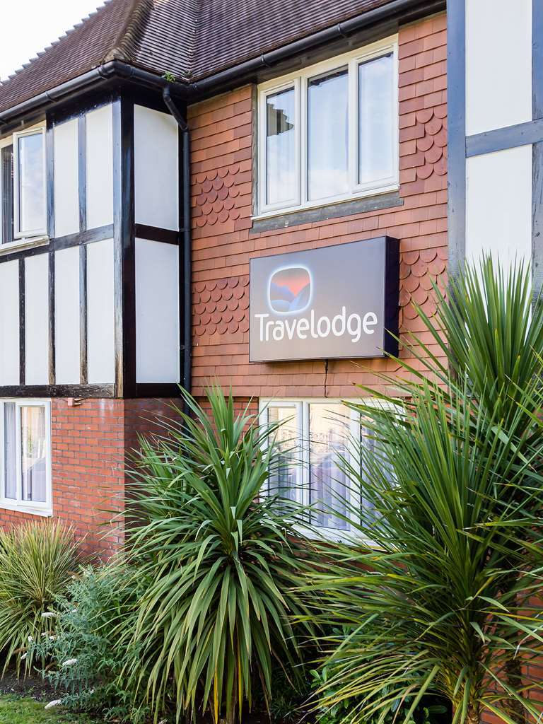Travelodge Walton On Thames Exteriér fotografie